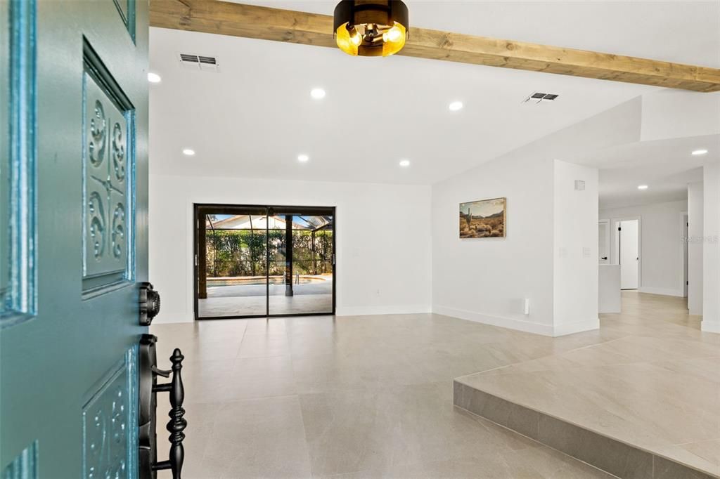 For Sale: $484,500 (3 beds, 3 baths, 2419 Square Feet)