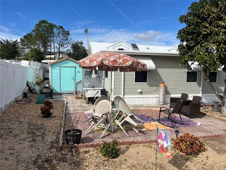 For Sale: $125,500 (2 beds, 1 baths, 768 Square Feet)