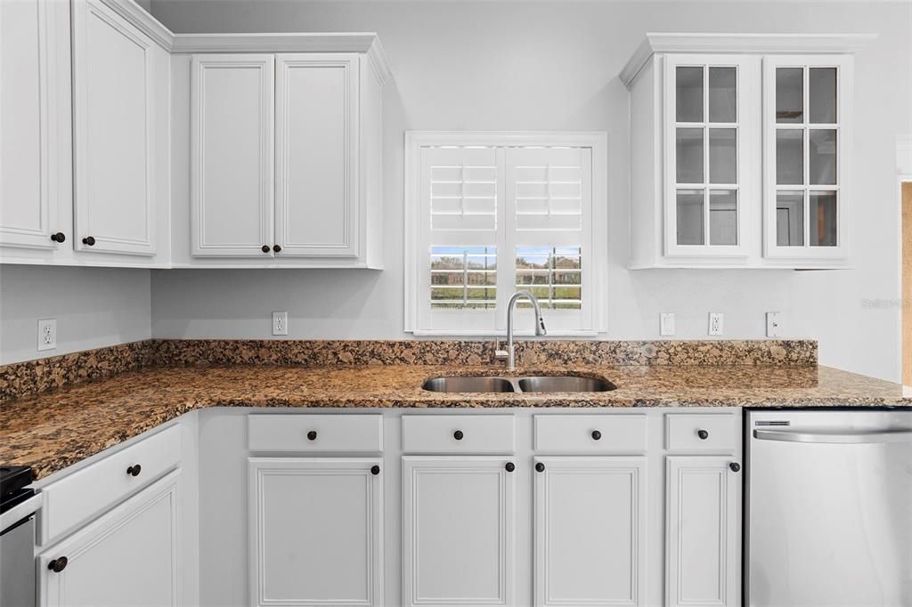 待售: $560,000 (4 贝兹, 3 浴室, 2660 平方英尺)