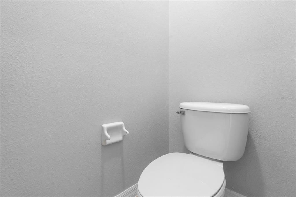 待售: $560,000 (4 贝兹, 3 浴室, 2660 平方英尺)