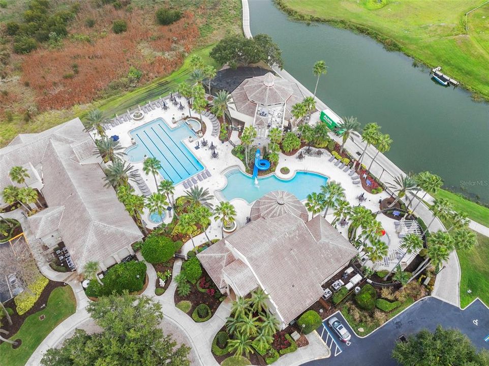 待售: $560,000 (4 贝兹, 3 浴室, 2660 平方英尺)