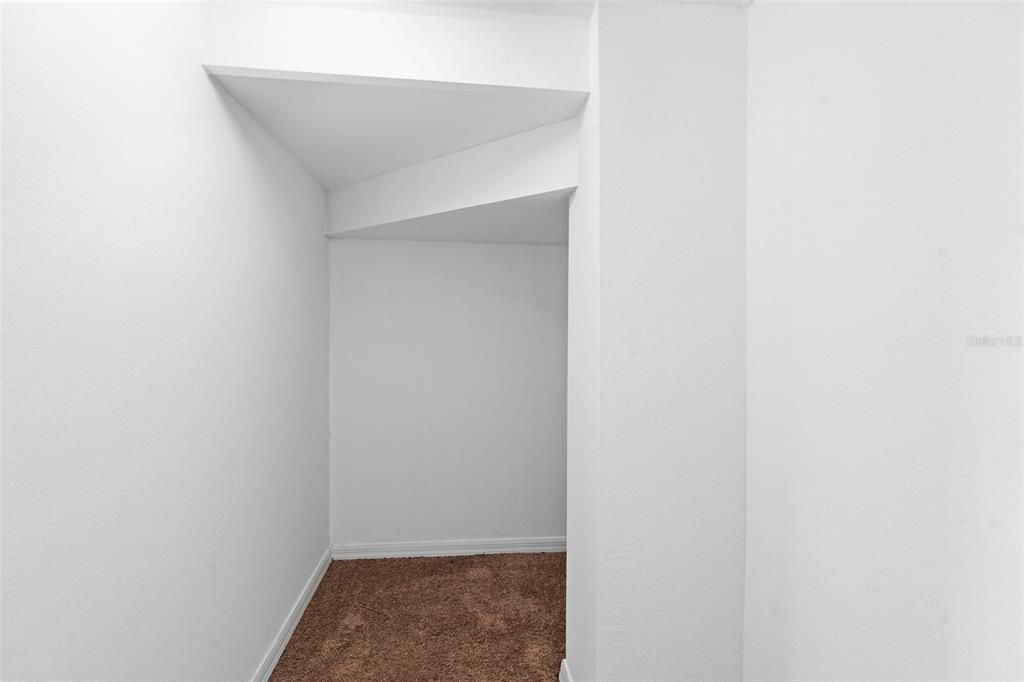 待售: $560,000 (4 贝兹, 3 浴室, 2660 平方英尺)