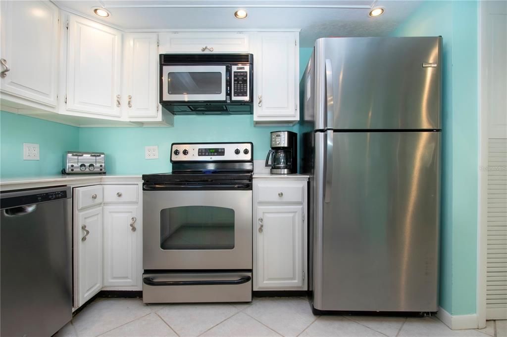 En Venta: $849,900 (3 camas, 2 baños, 1720 Pies cuadrados)