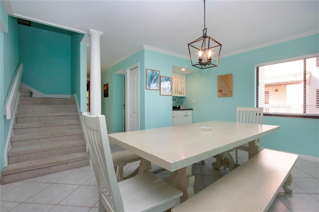 En Venta: $849,900 (3 camas, 2 baños, 1720 Pies cuadrados)