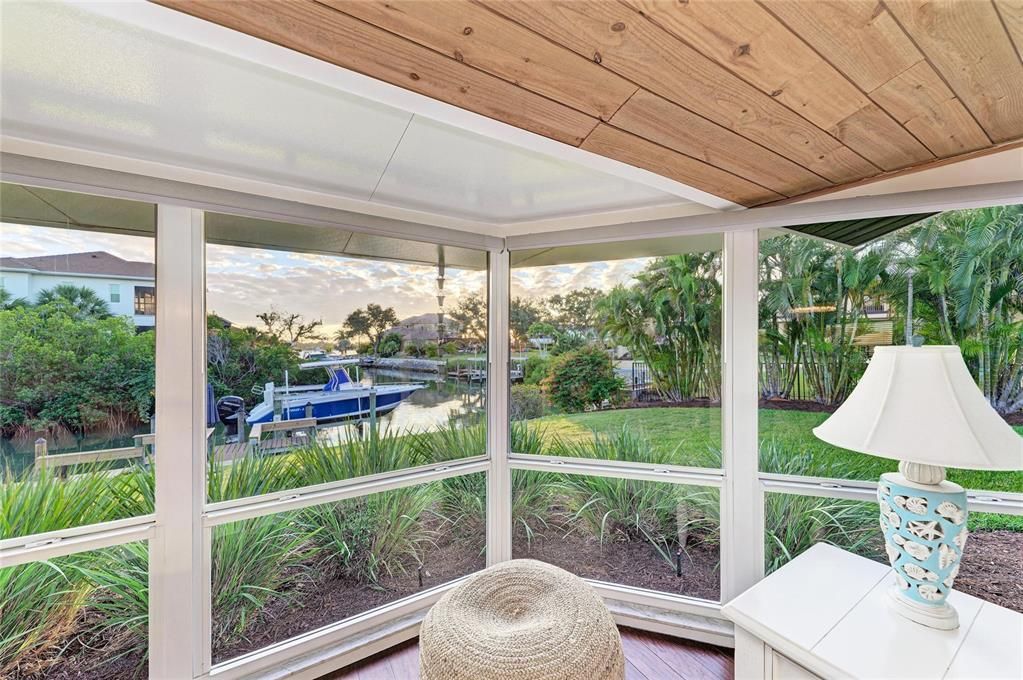 На продажу: $1,400,000 (3 спален, 2 ванн, 1824 Квадратных фут)