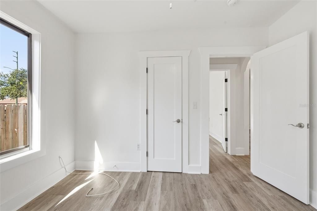 For Rent: $2,800 (3 beds, 1 baths, 1085 Square Feet)