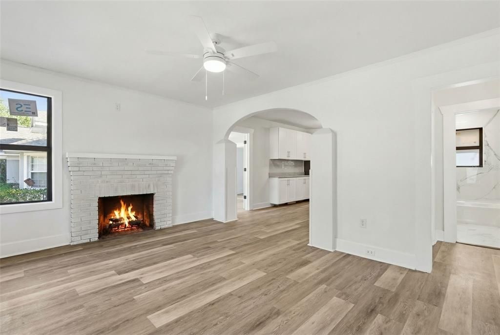 For Rent: $2,800 (3 beds, 1 baths, 1085 Square Feet)