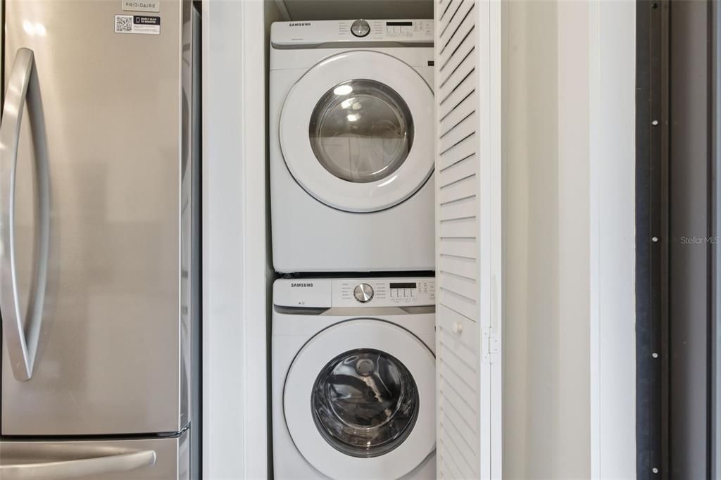 For Rent: $2,800 (3 beds, 1 baths, 1085 Square Feet)