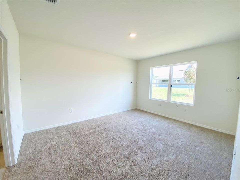 En Renta: $2,400 (4 camas, 2 baños, 1846 Pies cuadrados)