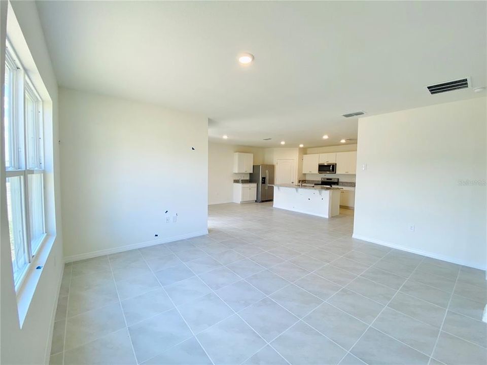 En Renta: $2,400 (4 camas, 2 baños, 1846 Pies cuadrados)