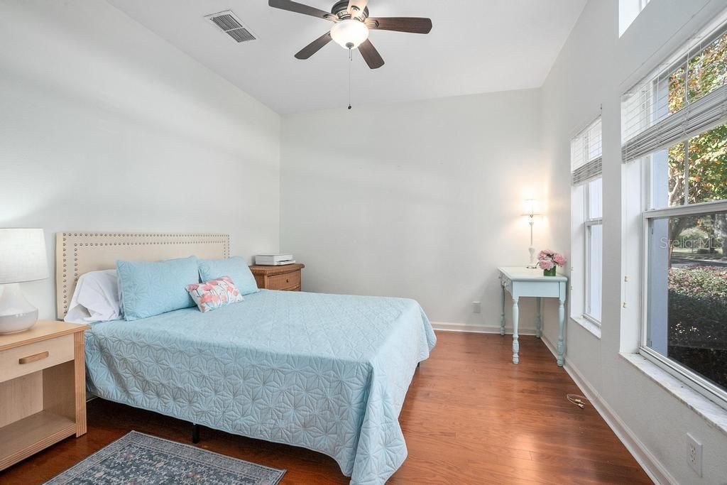 На продажу: $385,000 (3 спален, 2 ванн, 1820 Квадратных фут)