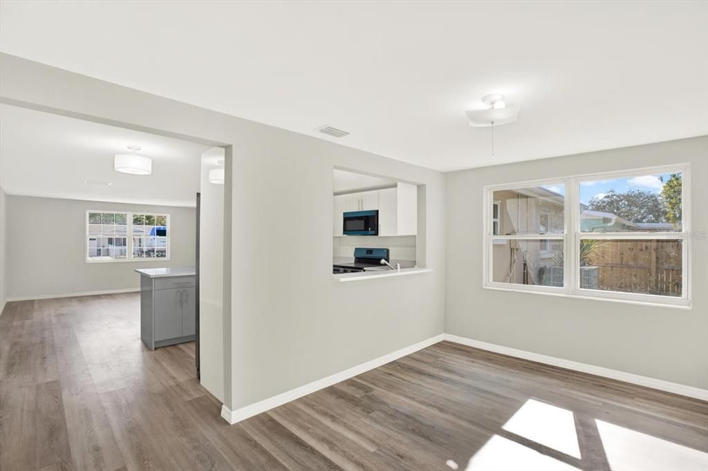 For Sale: $320,000 (4 beds, 2 baths, 1610 Square Feet)