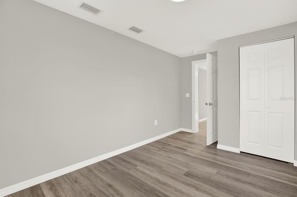 For Sale: $320,000 (4 beds, 2 baths, 1610 Square Feet)