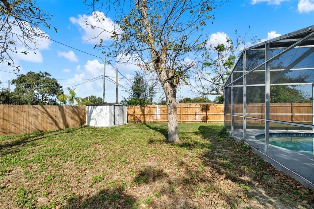 For Sale: $320,000 (4 beds, 2 baths, 1610 Square Feet)