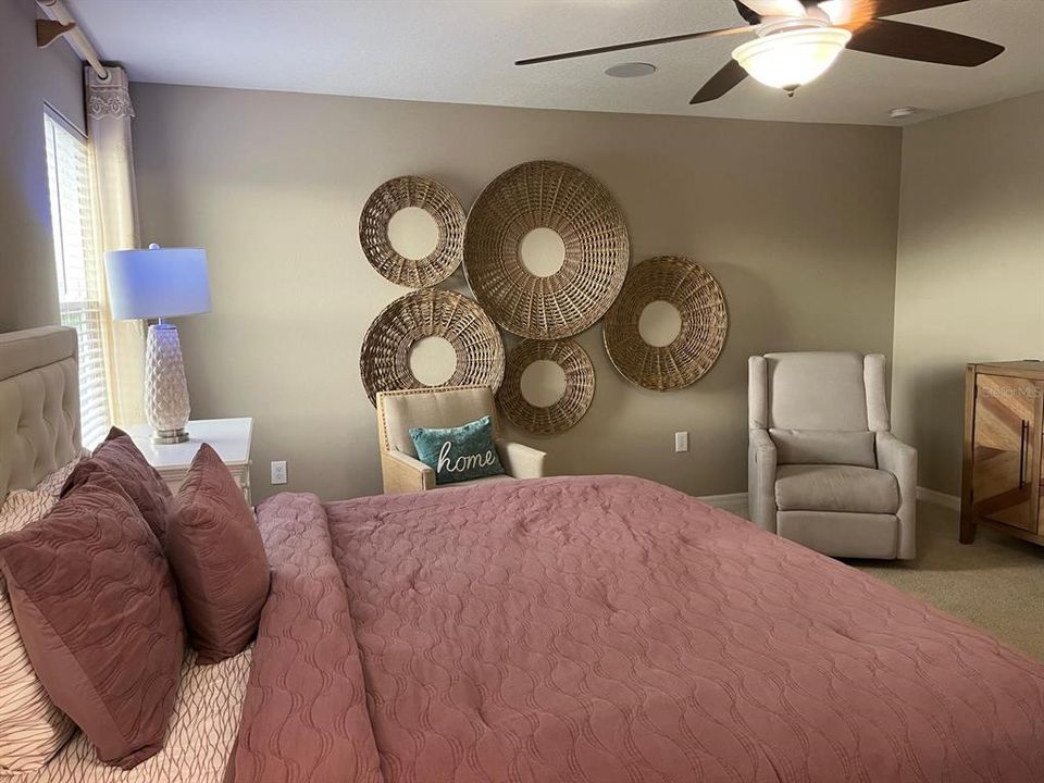 For Sale: $420,000 (4 beds, 2 baths, 2112 Square Feet)