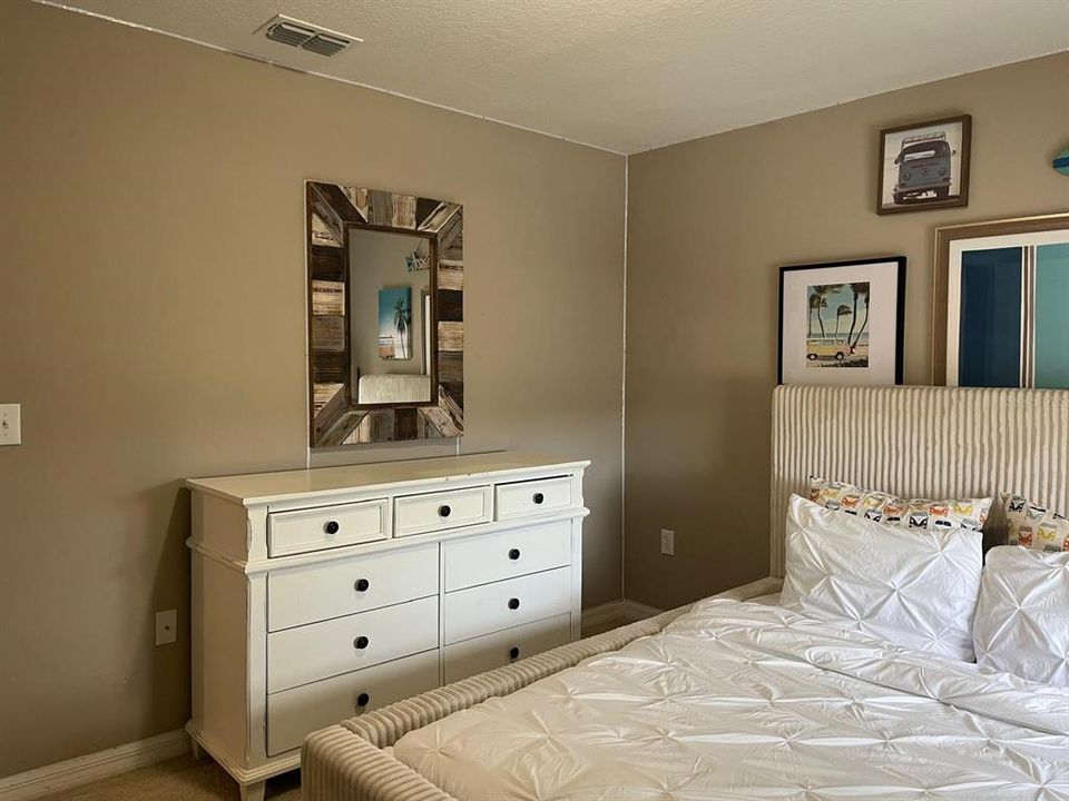 For Sale: $420,000 (4 beds, 2 baths, 2112 Square Feet)