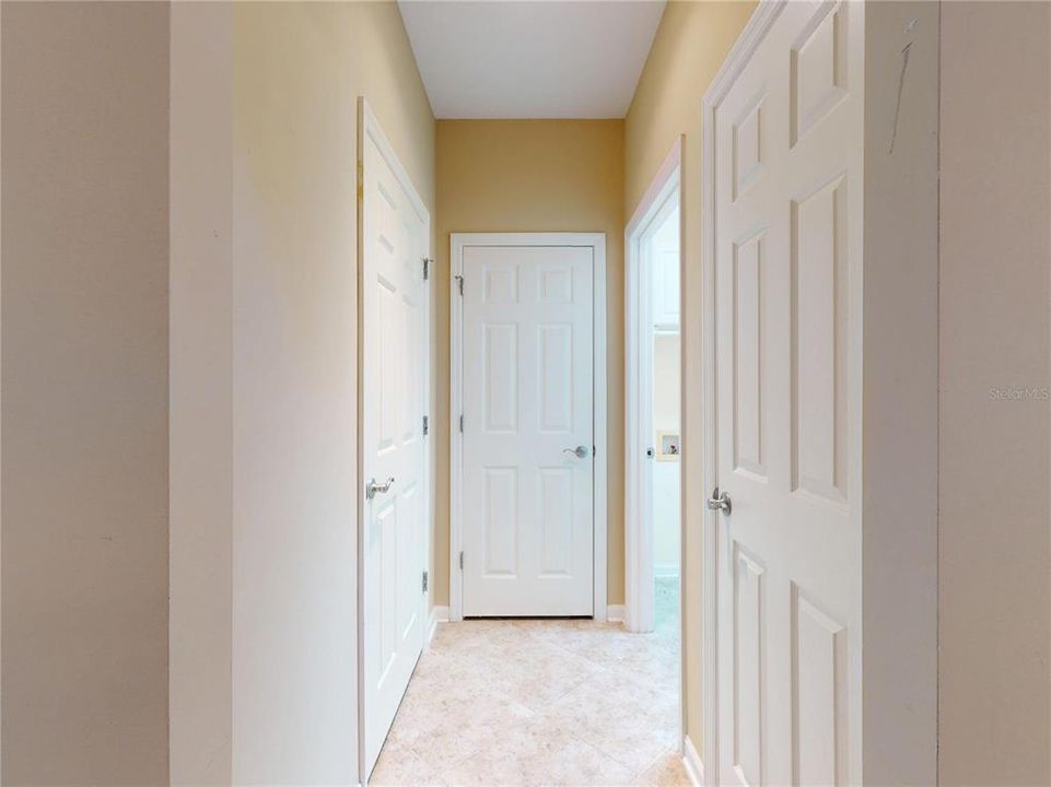 Под контрактом: $370,000 (3 спален, 2 ванн, 1704 Квадратных фут)