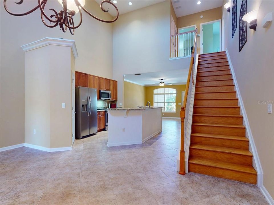 Под контрактом: $370,000 (3 спален, 2 ванн, 1704 Квадратных фут)