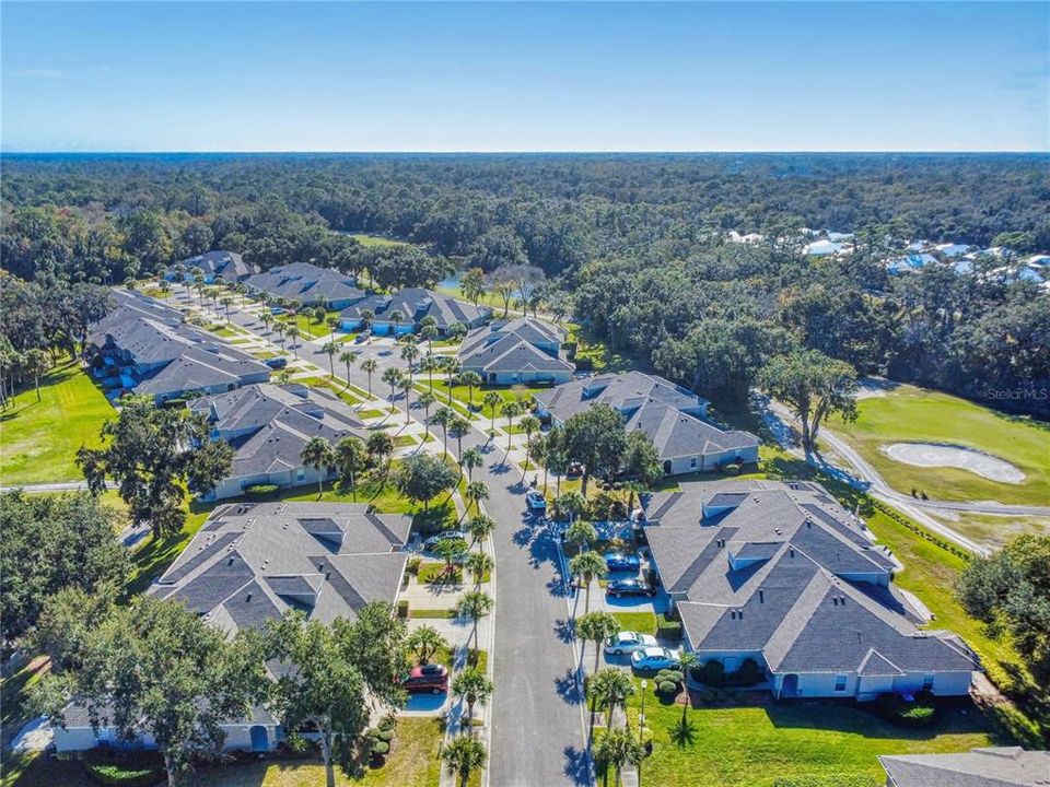 Под контрактом: $370,000 (3 спален, 2 ванн, 1704 Квадратных фут)