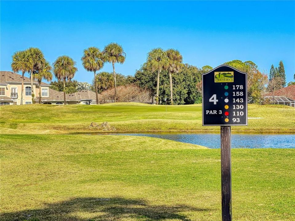 Под контрактом: $370,000 (3 спален, 2 ванн, 1704 Квадратных фут)