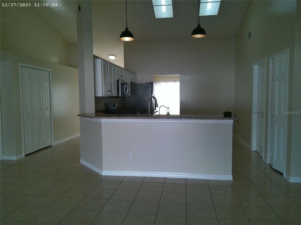 For Sale: $435,000 (4 beds, 2 baths, 1847 Square Feet)