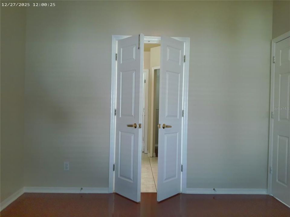 For Sale: $435,000 (4 beds, 2 baths, 1847 Square Feet)