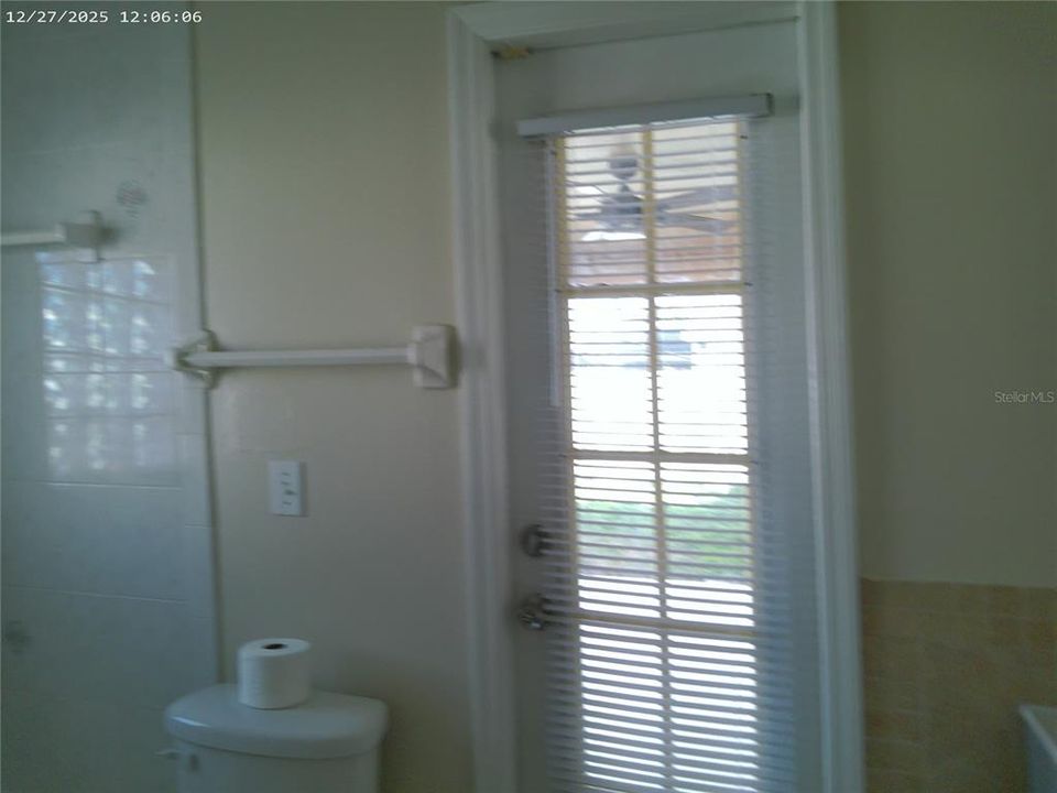 For Sale: $435,000 (4 beds, 2 baths, 1847 Square Feet)