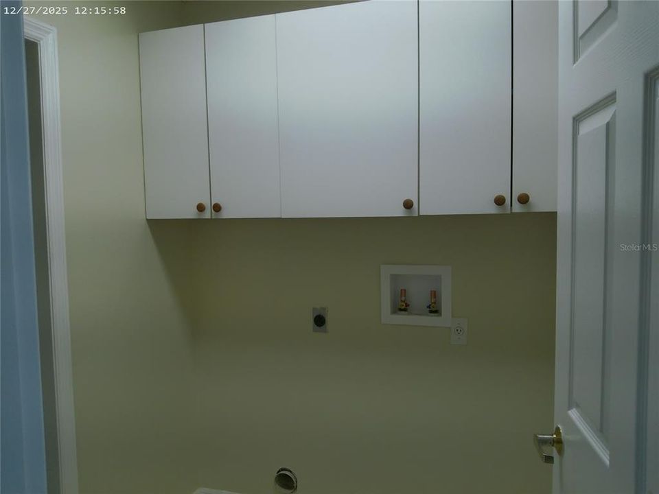 For Sale: $435,000 (4 beds, 2 baths, 1847 Square Feet)