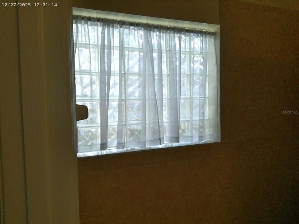 For Sale: $435,000 (4 beds, 2 baths, 1847 Square Feet)