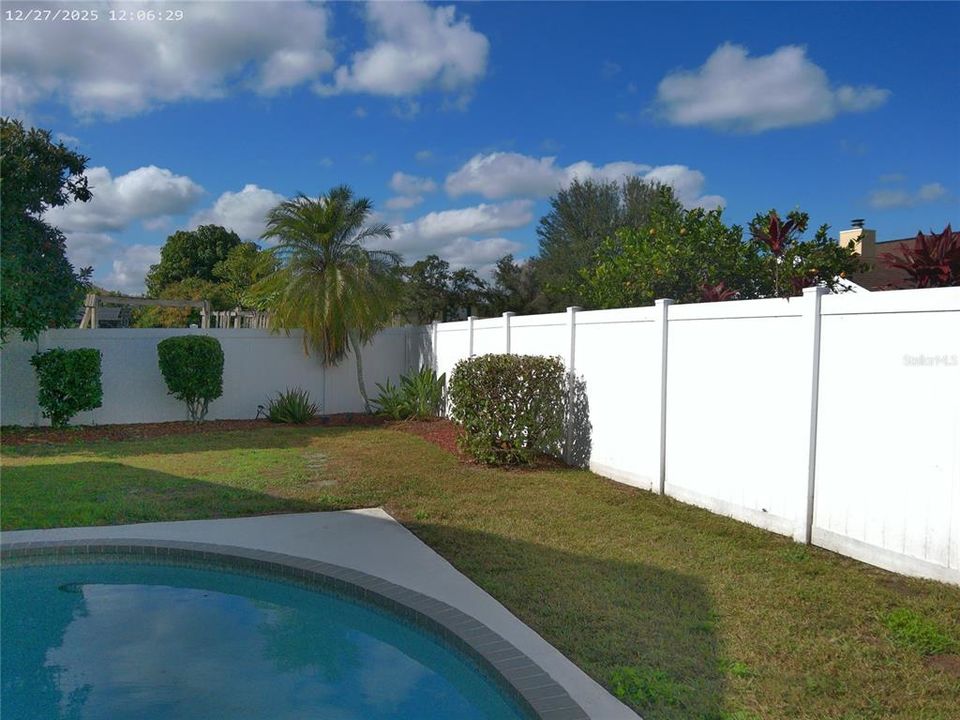 For Sale: $435,000 (4 beds, 2 baths, 1847 Square Feet)