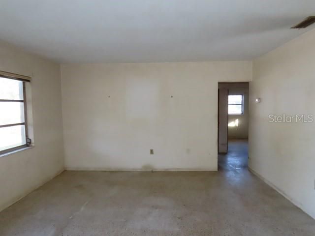 For Sale: $274,900 (3 beds, 2 baths, 1148 Square Feet)