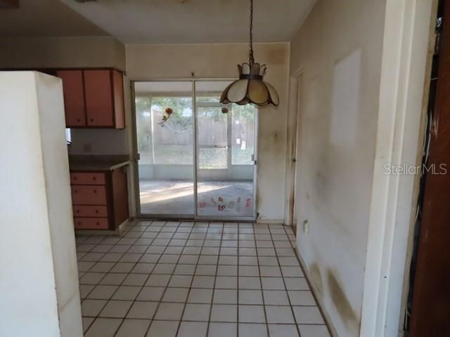 For Sale: $274,900 (3 beds, 2 baths, 1148 Square Feet)