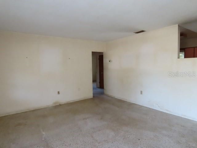 For Sale: $274,900 (3 beds, 2 baths, 1148 Square Feet)