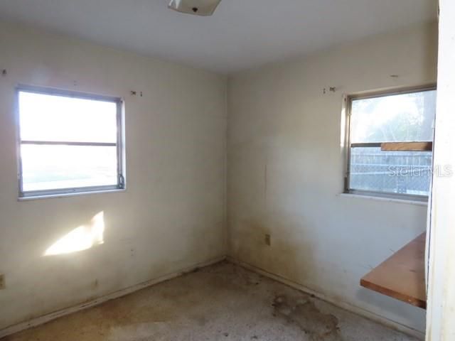 For Sale: $274,900 (3 beds, 2 baths, 1148 Square Feet)