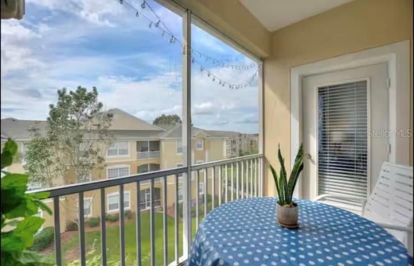 En Venta: $232,500 (2 camas, 2 baños, 1022 Pies cuadrados)