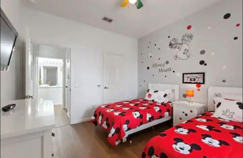 En Venta: $232,500 (2 camas, 2 baños, 1022 Pies cuadrados)