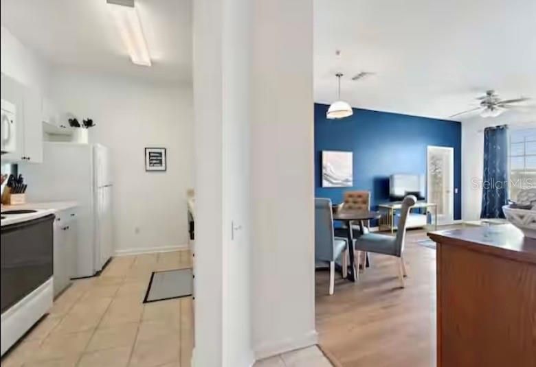 En Venta: $232,500 (2 camas, 2 baños, 1022 Pies cuadrados)