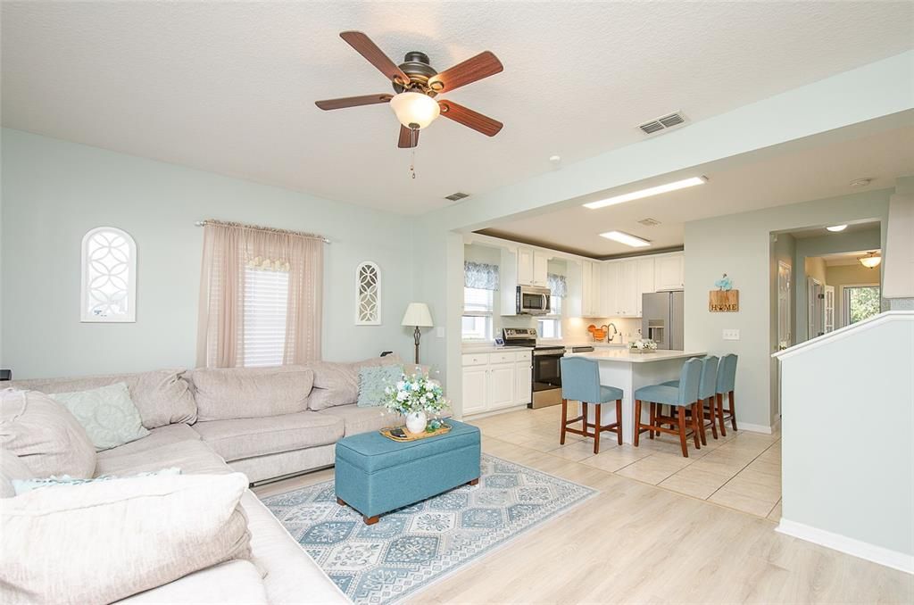 На продажу: $495,000 (2 спален, 2 ванн, 1440 Квадратных фут)