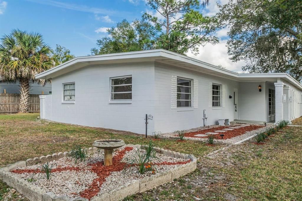 For Sale: $499,990 (3 beds, 2 baths, 1430 Square Feet)