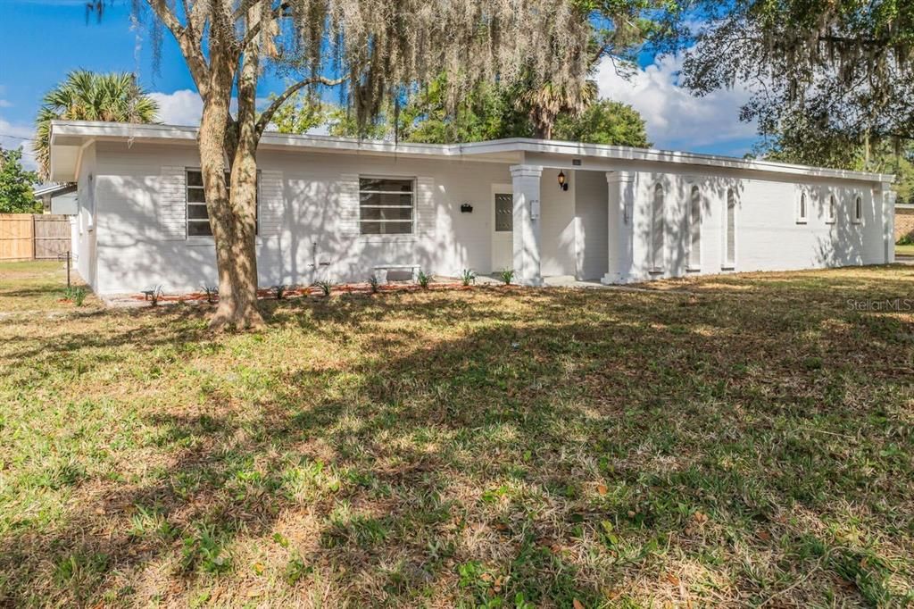 For Sale: $499,990 (3 beds, 2 baths, 1430 Square Feet)