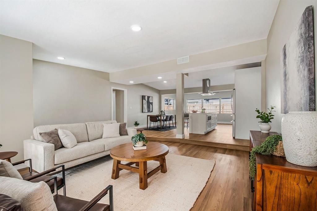 For Sale: $499,990 (3 beds, 2 baths, 1430 Square Feet)