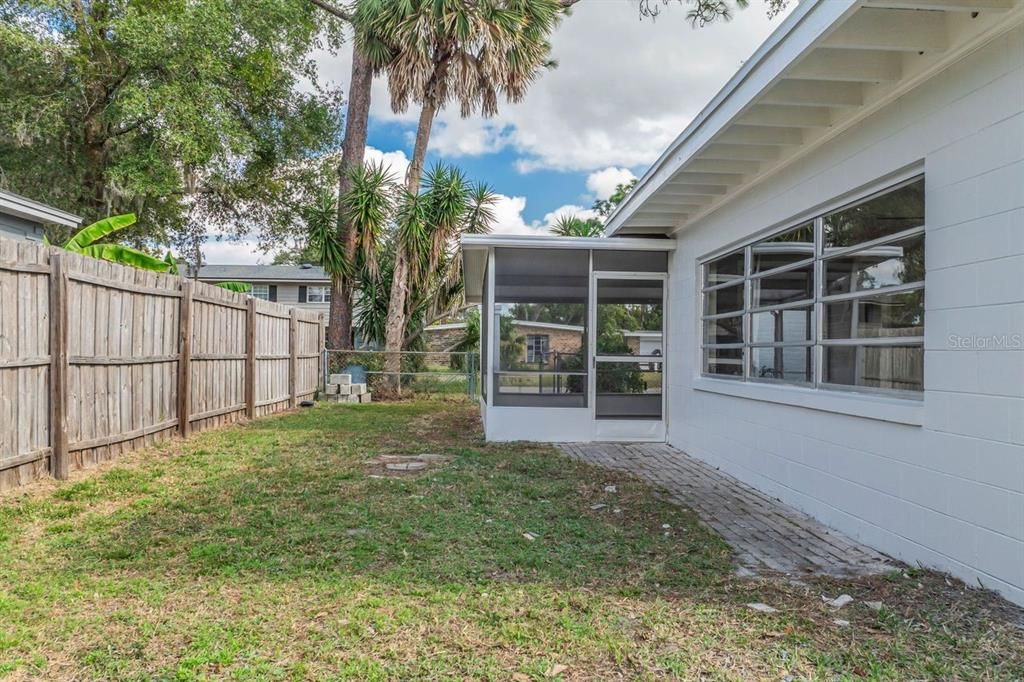 For Sale: $499,990 (3 beds, 2 baths, 1430 Square Feet)