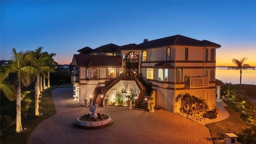 En Venta: $5,100,000 (6 camas, 5 baños, 6595 Pies cuadrados)