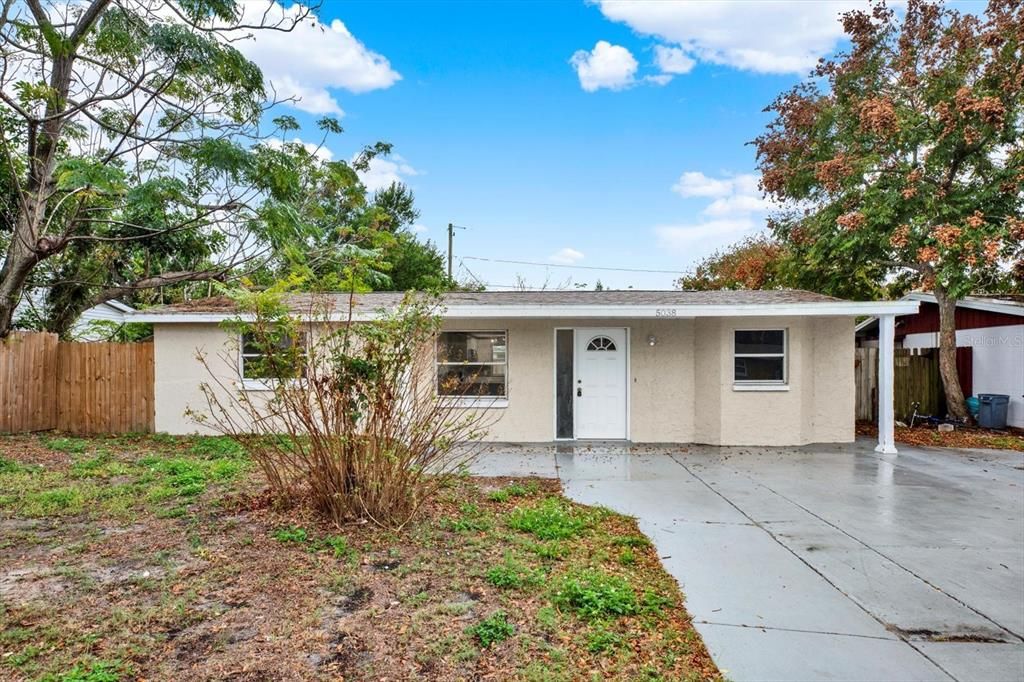 На продажу: $265,000 (4 спален, 2 ванн, 1328 Квадратных фут)