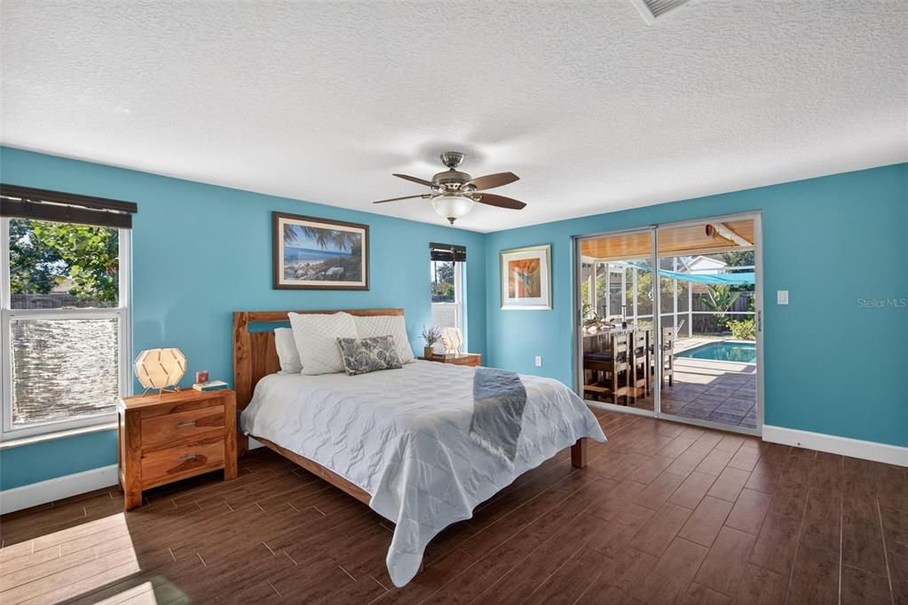 En Venta: $525,000 (3 camas, 3 baños, 1754 Pies cuadrados)