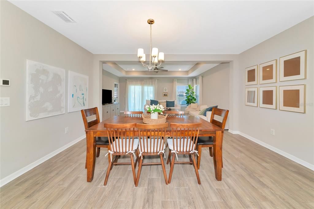 待售: $449,900 (4 贝兹, 3 浴室, 2090 平方英尺)