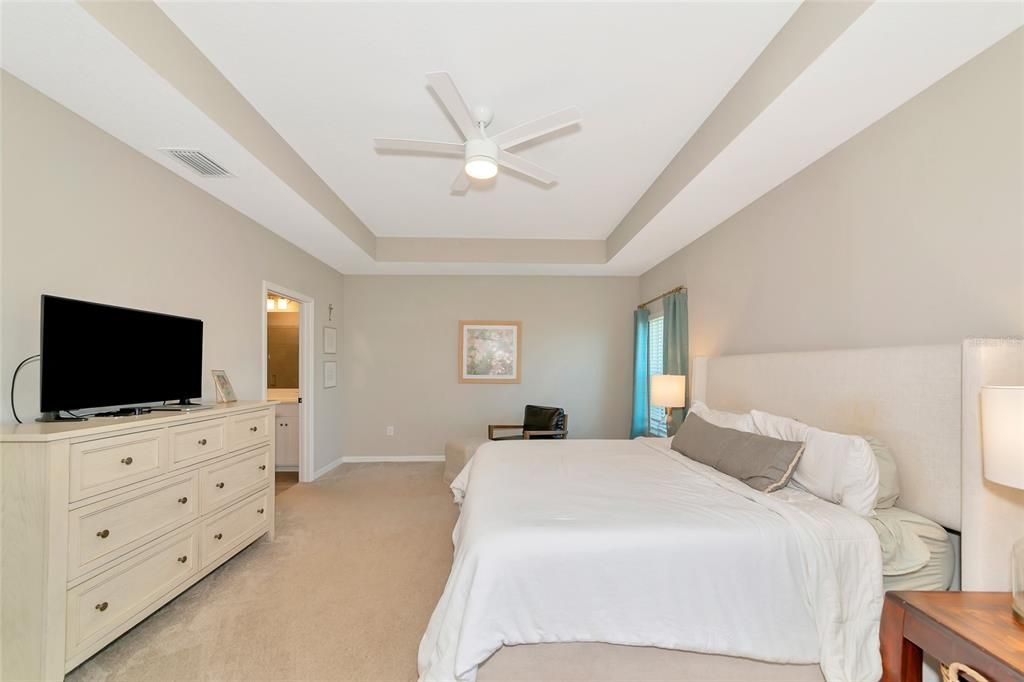 待售: $449,900 (4 贝兹, 3 浴室, 2090 平方英尺)