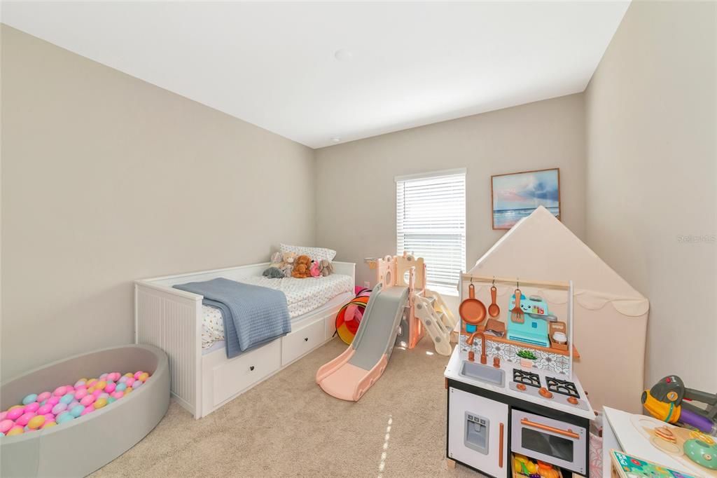 待售: $449,900 (4 贝兹, 3 浴室, 2090 平方英尺)