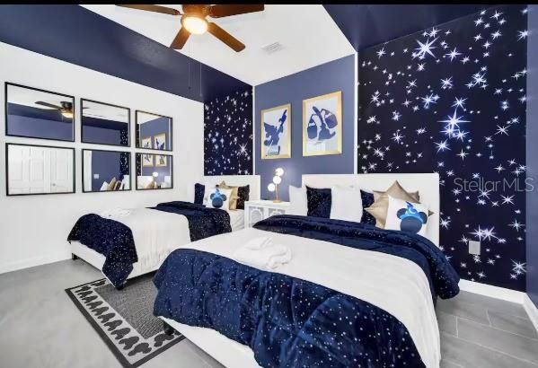 待售: $695,000 (7 贝兹, 6 浴室, 3843 平方英尺)