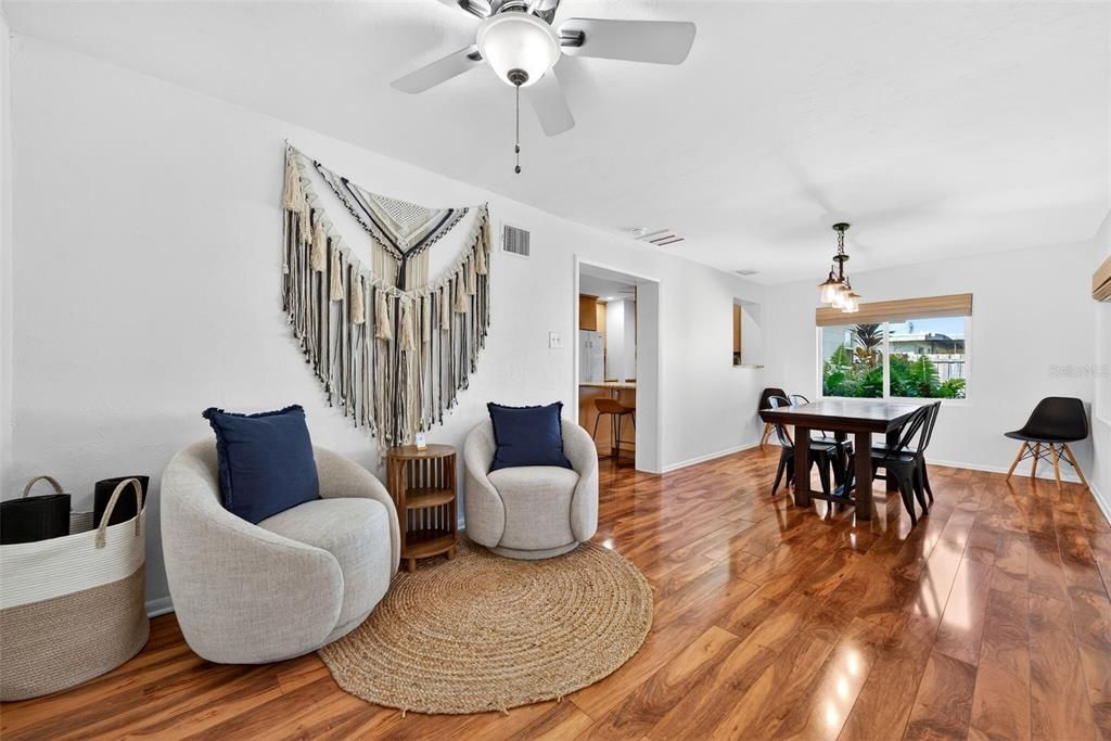 En Venta: $475,000 (2 camas, 2 baños, 1548 Pies cuadrados)